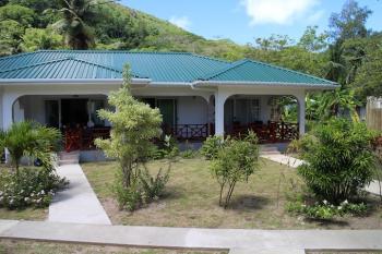 Coco Blanche Selfcatering Villas Mahe Seychellen
