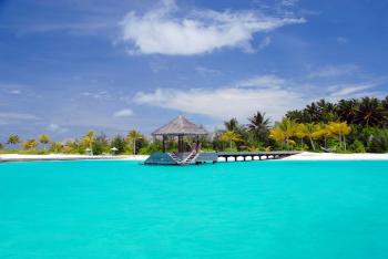 Jetty Naladhu Maldives Sued Male Atoll Malediven