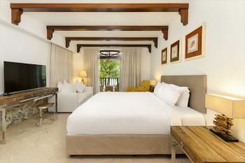 Village du Pecheur Junior Suite Bedroom